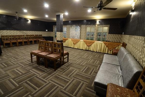 Hotel Little Palace Dibrugarh Екстер'єр фото