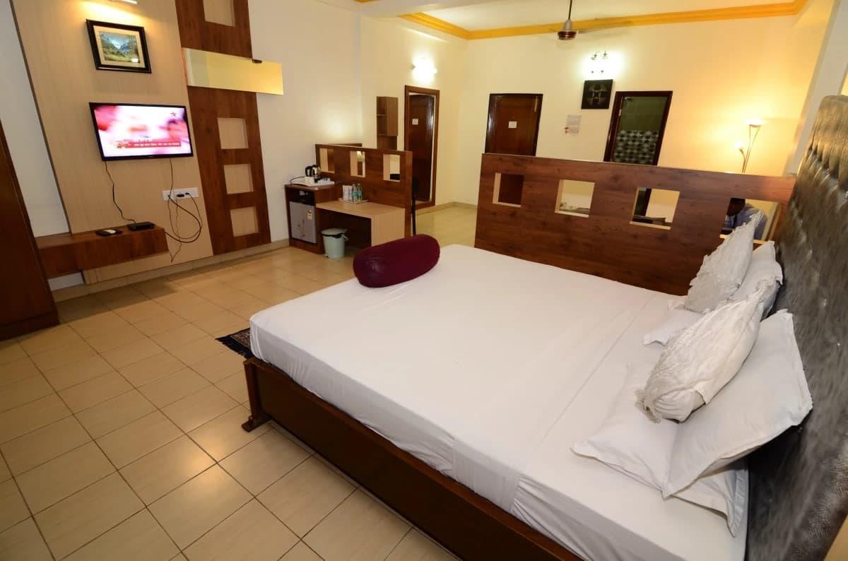 Hotel Little Palace Dibrugarh Екстер'єр фото