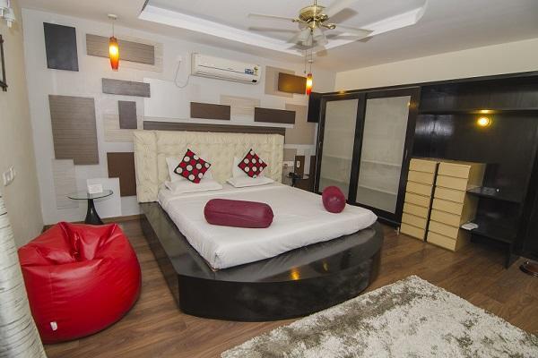 Hotel Little Palace Dibrugarh Екстер'єр фото