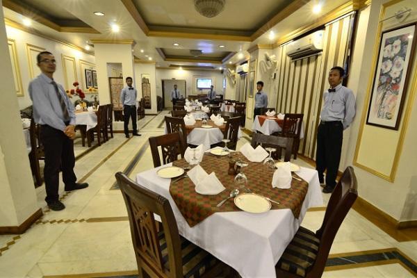 Hotel Little Palace Dibrugarh Екстер'єр фото