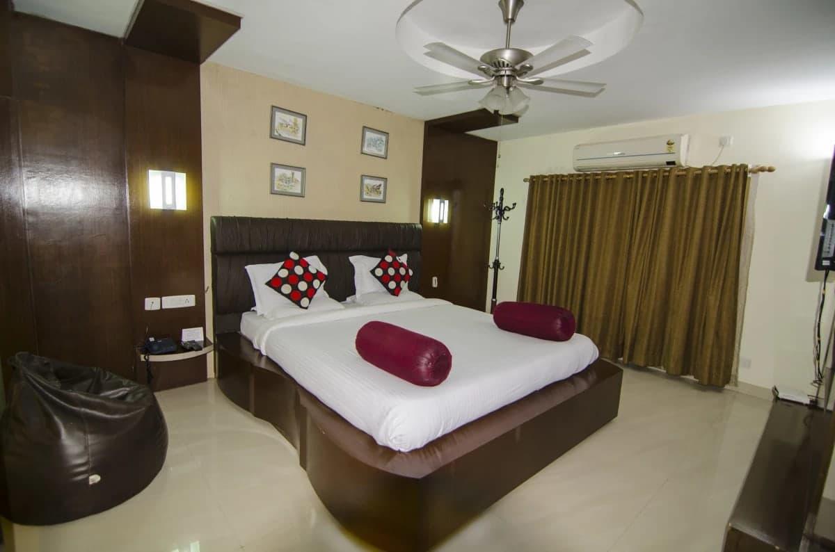 Hotel Little Palace Dibrugarh Екстер'єр фото